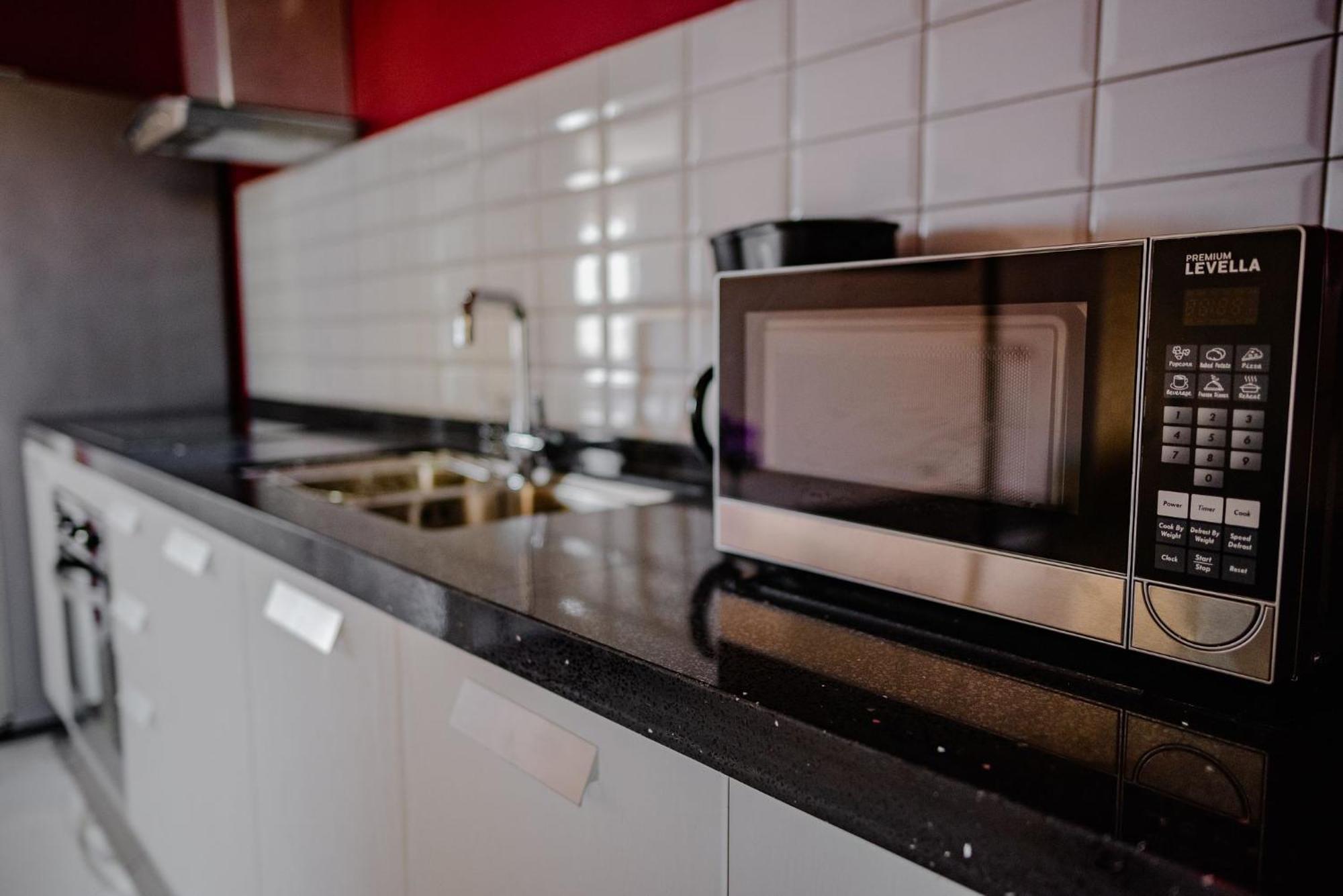 Elegant 2-Bedroom Apartment 2 Km From Eagle Beach Palm Beach Luaran gambar